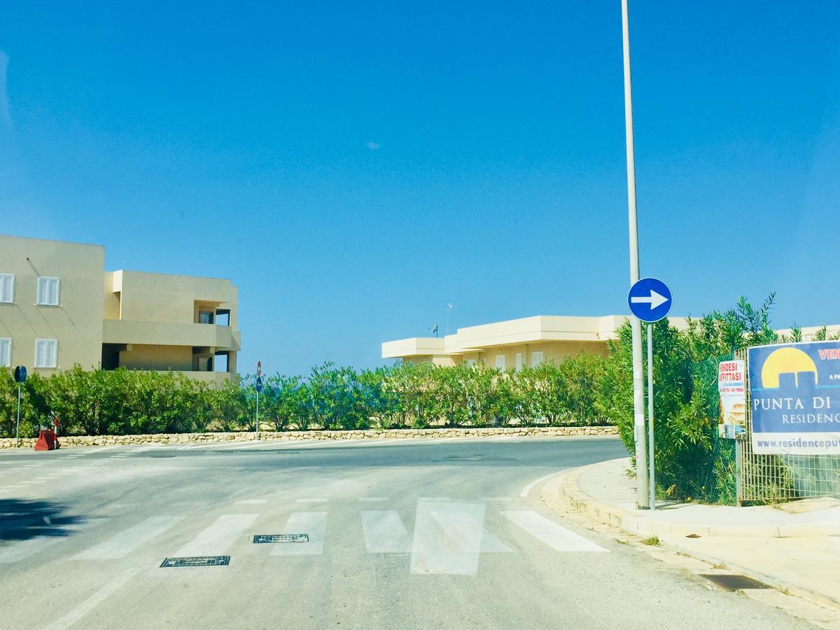 Pietre A Mare Aparthotel Marina di Ragusa Exterior foto